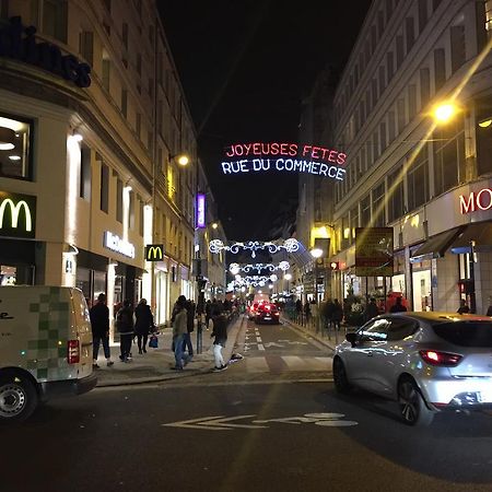 דירות פריז Tour Eiffel Rent מראה חיצוני תמונה